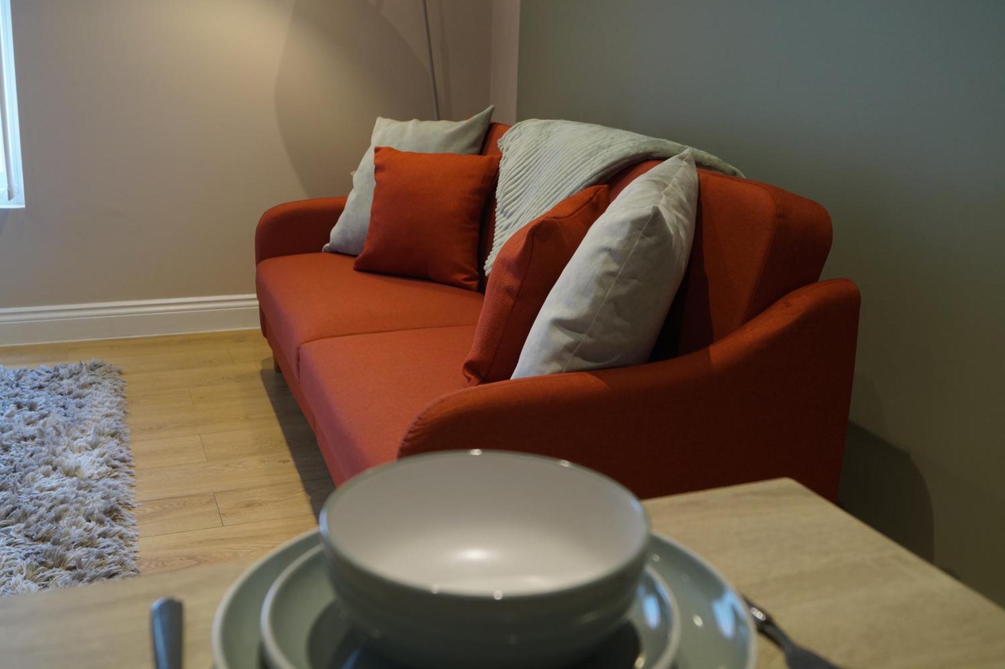 Group Bookings: Up To 30 Guests Across 5 Spacious Flats! Keyless Access Free Wifi & Parking Бирмингем Экстерьер фото