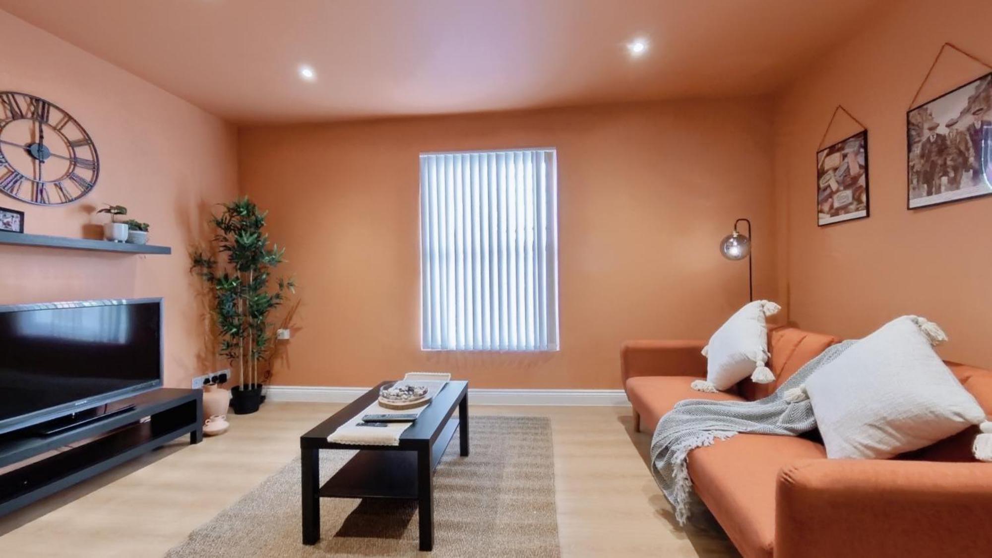 Group Bookings: Up To 30 Guests Across 5 Spacious Flats! Keyless Access Free Wifi & Parking Бирмингем Экстерьер фото